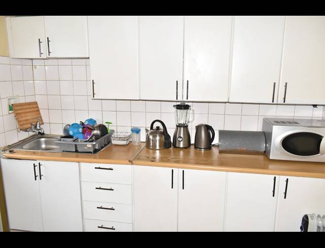 4 BEDROOM APARTMENT FOR SALE IN SUNNYSIDE